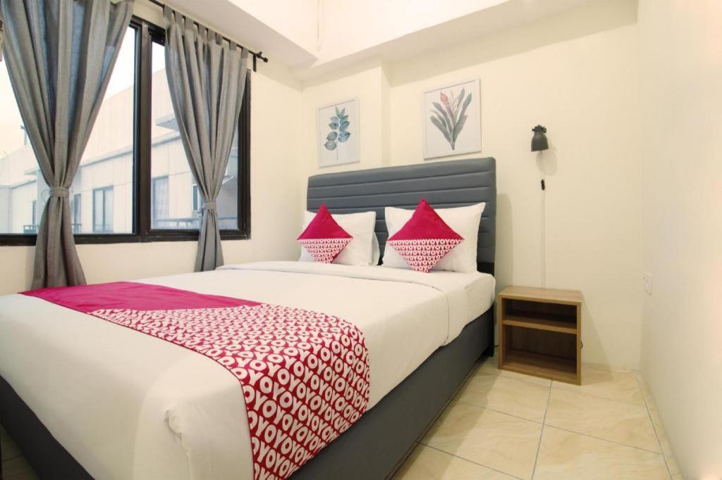 Super Oyo Capital O 483 Tamansari Panoramic Bandung Hotel Екстериор снимка