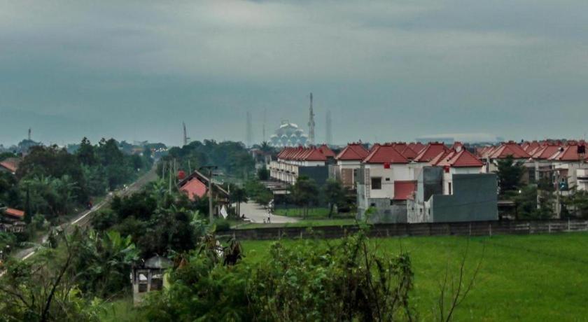 Super Oyo Capital O 483 Tamansari Panoramic Bandung Hotel Екстериор снимка